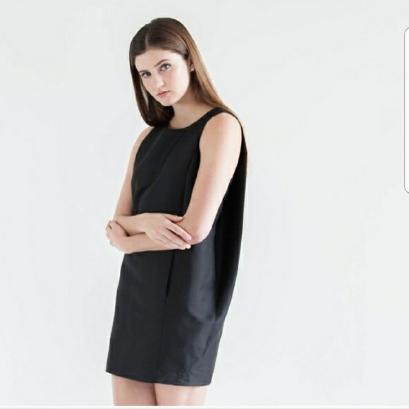 FRNCH Dresses & Skirts - FRNCH Black Structured Cocoon Dress